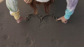 Rosanna Pansino feet photo thumbnail