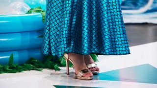 Rosanna Pansino feet photo thumbnail
