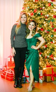 Rosanna Pansino feet photo thumbnail