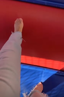 Rosanna Pansino feet photo thumbnail