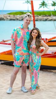 Rosanna Pansino feet photo thumbnail