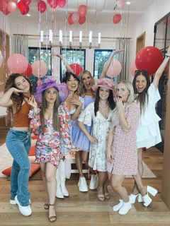 Rosanna Pansino feet photo thumbnail
