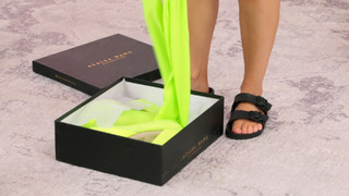 Rosanna Pansino feet photo thumbnail