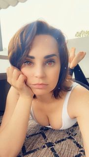 Rosanna Pansino feet photo thumbnail
