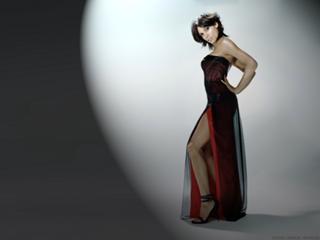 Rosario Dawson feet photo thumbnail