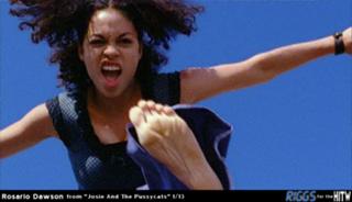 Rosario Dawson feet photo thumbnail