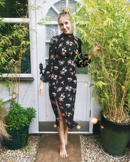 Rose Ayling-Ellis feet photo 11