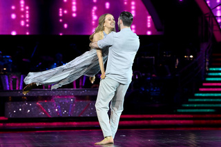 Rose Ayling-Ellis feet photo 9