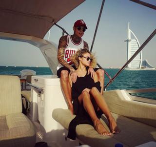 Rose Bertram feet photo thumbnail