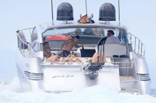 Rose Bertram feet photo thumbnail