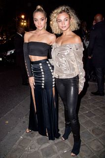 Rose Bertram feet photo thumbnail