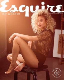 Rose Bertram feet photo thumbnail