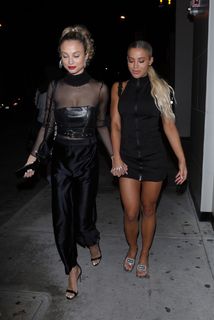 Rose Bertram feet photo thumbnail