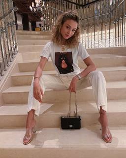 Rose Bertram feet photo thumbnail