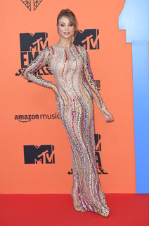 Rose Bertram feet photo thumbnail