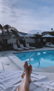 Rose Bertram feet photo thumbnail