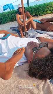 Rose Bertram feet photo thumbnail