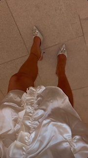 Rose Bertram feet photo thumbnail