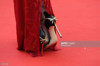 Rose Bertram feet photo thumbnail