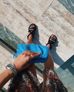 Rose Bertram feet photo thumbnail