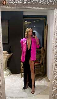 Rose Bertram feet photo thumbnail