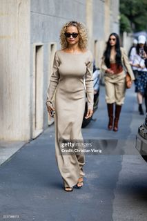 Rose Bertram feet photo 15