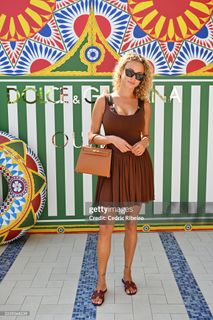 Rose Bertram feet photo 9