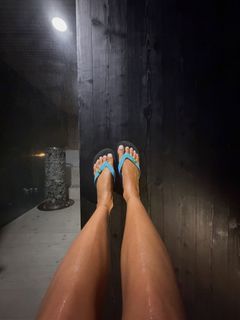 Rose Bertram feet photo 10