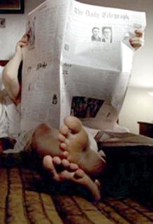 Rose Byrne feet photo thumbnail