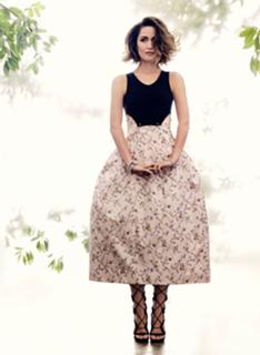 Rose Byrne feet photo thumbnail