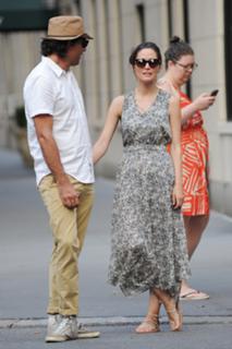 Rose Byrne feet photo thumbnail