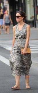 Rose Byrne feet photo thumbnail