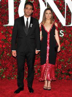Rose Byrne feet photo thumbnail
