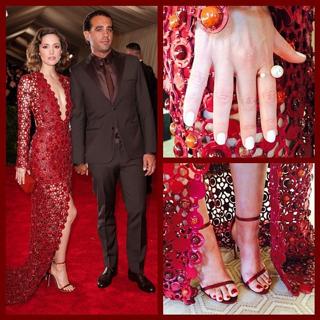 Rose Byrne feet photo thumbnail