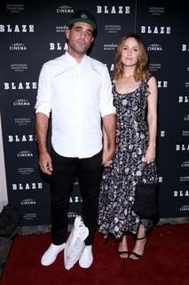 Rose Byrne feet photo thumbnail