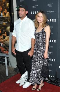 Rose Byrne feet photo thumbnail