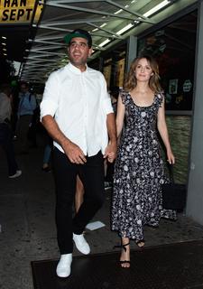 Rose Byrne feet photo thumbnail