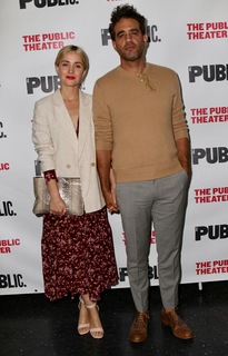 Rose Byrne feet photo thumbnail