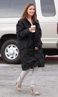 Rose Byrne feet photo thumbnail