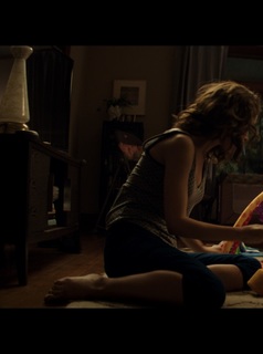 Rose Byrne feet photo thumbnail