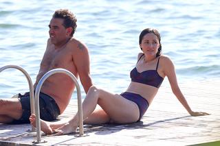 Rose Byrne feet photo thumbnail