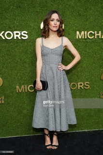 Rose Byrne feet photo thumbnail