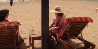 Rose Byrne feet photo thumbnail