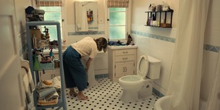 Rose Byrne feet photo thumbnail
