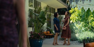 Rose Byrne feet photo thumbnail
