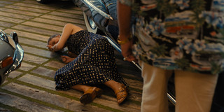 Rose Byrne feet photo thumbnail