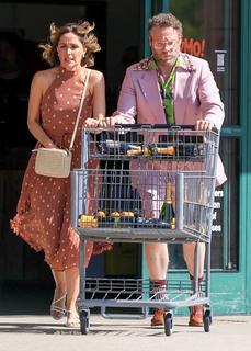 Rose Byrne feet photo thumbnail