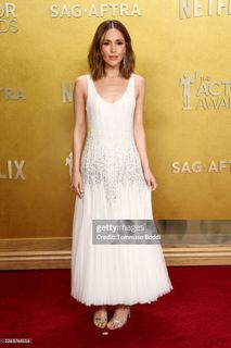 Rose Byrne feet photo 9