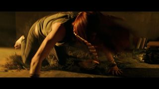 Rose Leslie feet photo thumbnail