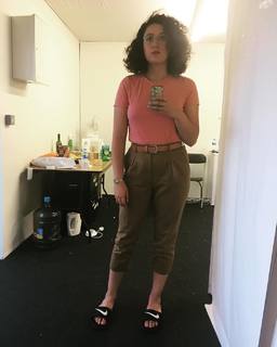 Rose Matafeo feet photo 1